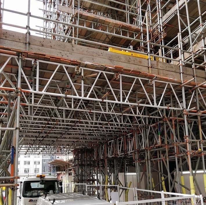 Pavement Gantry Scaffold Contractor