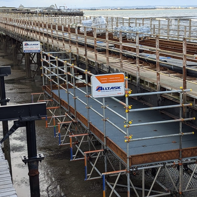 Scaffolding Alltask Ryde Pier Station